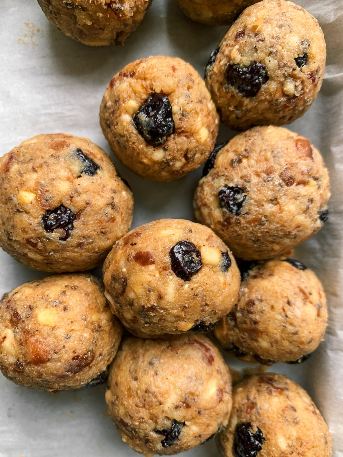 1159AA60-A2A2-4E45-834B-4542E5F6D74B